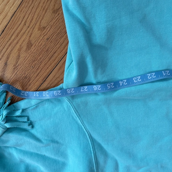 Sweatshirt beach coverup or just a great casual top - Picture 10 of 14